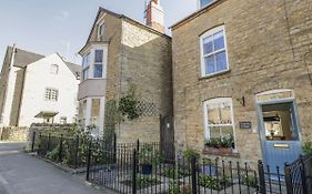 Victoria Cottage